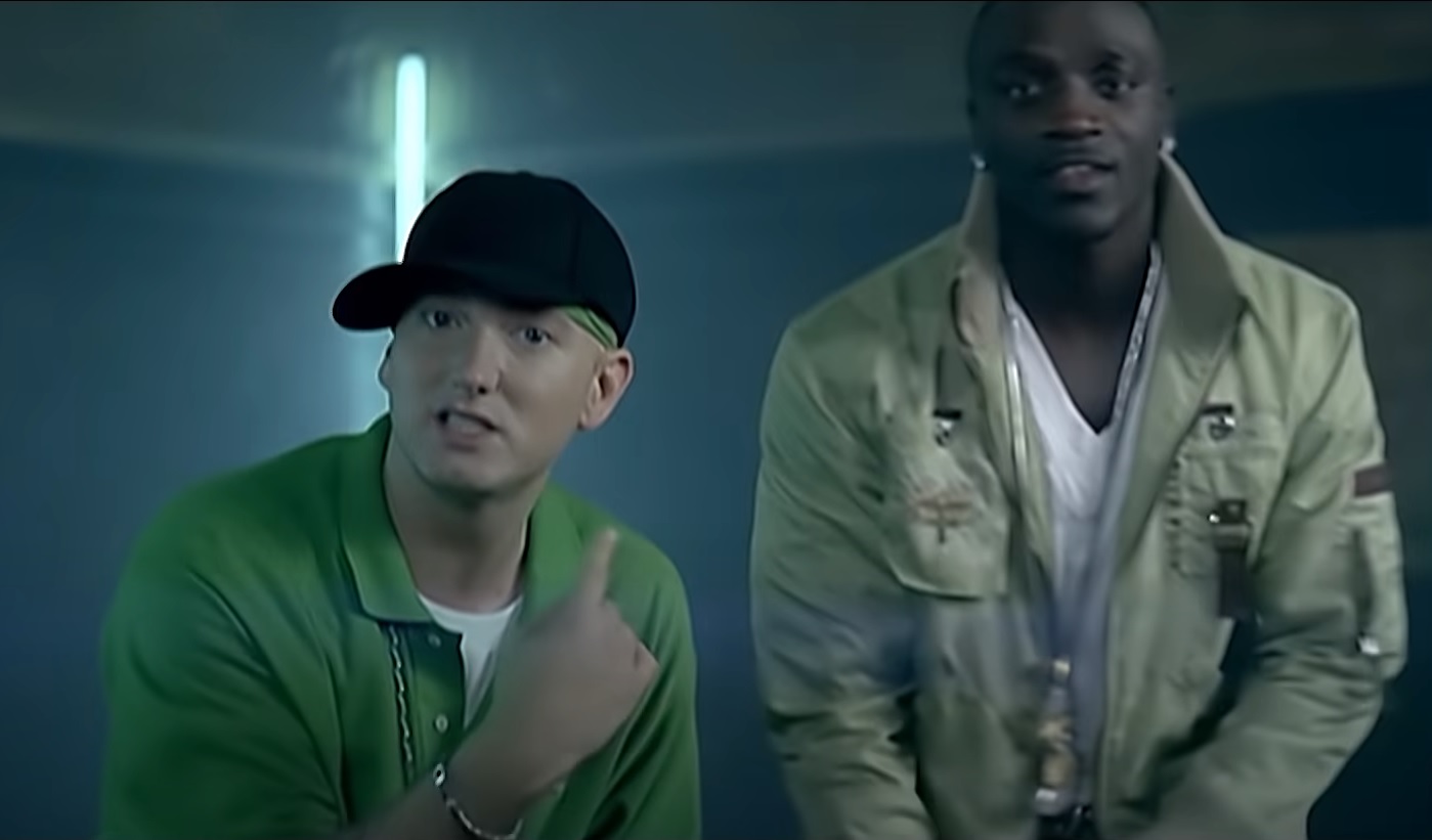 akon-eminem-smack-that