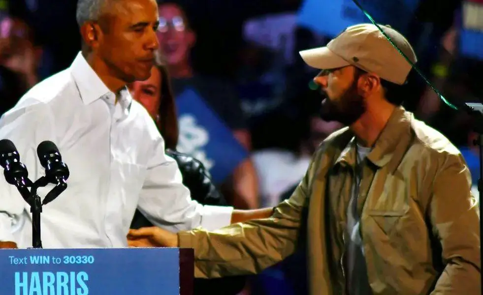 Eminem introduces Barack Obama at Kamala Harris rally in Detroit & Obama raps “Lose Yourself”